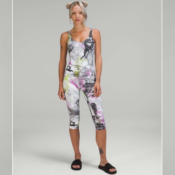 lululemon align tank top limited edition throwback print EUC size 14 - Picture 2 of 5